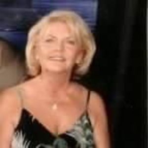 Meet your Posher, Suzanne